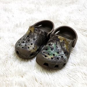 Toddler Camouflage Crocs Size C 8